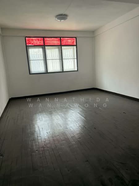 Townhouse for Sale Ladplakao Soi 4 Bangkok, Bangkok, ถนนลาดปลาเค้า, Chorake Bua, Lat Phrao, Bangkok, Studio, 48 sqm, Townhouse For Sale, by Wannathida Wannawong, 500294079 - DDproperty.com