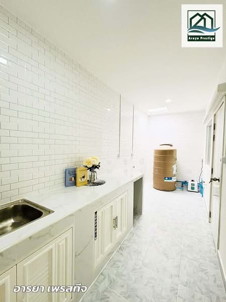 Baan Pruksa 86/2 Ladkrabang-Suvarnabhumi, Samut Prakan, Soi Ladkrabang 54, Ladkrabang Road, Srisa Chorakhe Noi, Bang Sao Thong, Samut Prakan, 3 Bedrooms, 84 sqm, Townhouse For Sale, by วิสุทธินี เฉลิมสินสุวรรณ, 500294141 - DDproperty.com