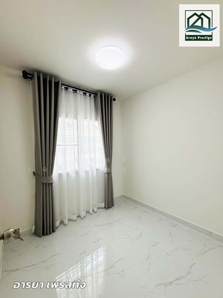 Baan Pruksa 86/2 Ladkrabang-Suvarnabhumi, Samut Prakan, Soi Ladkrabang 54, Ladkrabang Road, Srisa Chorakhe Noi, Bang Sao Thong, Samut Prakan, 3 Bedrooms, 84 sqm, Townhouse For Sale, by วิสุทธินี เฉลิมสินสุวรรณ, 500294141 - DDproperty.com