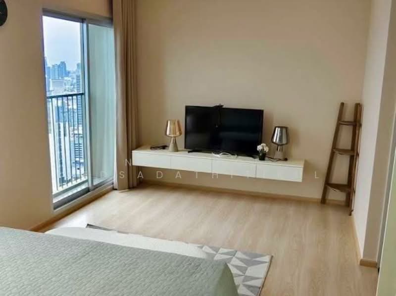 Noble Revolve Ratchada 2, Bangkok, 70 Soi Ratchadaphisek 10, Ratchadaphisek Road, Huai Khwang, Huai Khwang, Bangkok, 2 Bedrooms, 50 sqm, Condo For Rent, by Nattapol Jedsadathitikul, 500294170 - DDproperty.com