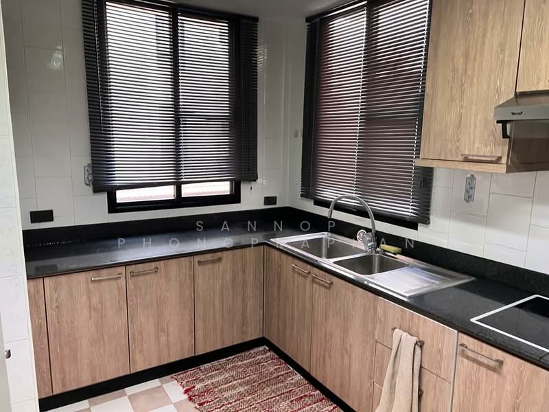 Baan Chan Condominium, Bangkok, Soi Thonglor 20, Thonglor Road, Khlong Tan Nua, Watthana, Bangkok, 3 Bedrooms, 160 sqm, Condo For Rent, by Sannop Phongpraphan, 500294173 - DDproperty.com