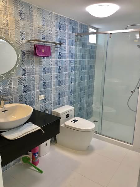 D.S. Tower 1 Sukhumvit 33, Bangkok, Soi Phrom Chit, Khlong Tan Nua, Watthana, Bangkok, 3 Bedrooms, 236 sqm, Condo For Sale, by Keerati  Wangrujirakul, 500294175 - DDproperty.com
