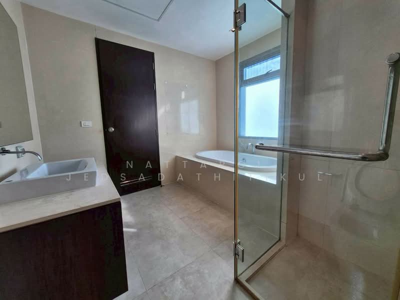The Madison, Bangkok, Sukhumvit 41, Khlong Tan Nua, Watthana, Bangkok, 2 Bedrooms, 163 sqm, Condo For Rent, by Nattapol Jedsadathitikul, 500294176 - DDproperty.com