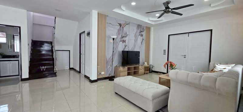 Pool Villa Pattaya For Rent, Chon Buri (Pattaya), Nong Pru, Bang Lamung (Pattaya), Chon Buri (Pattaya), 5 Bedrooms, 350 sqm, Single Detached House For Rent, by warintra Sriket, 500294183 - DDproperty.com