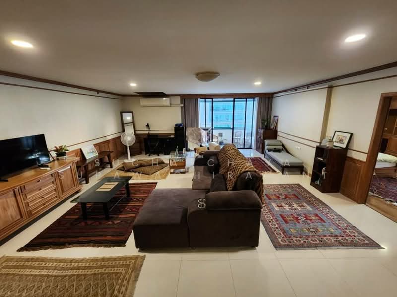 Las Colinas, Bangkok, Sukhumvit 21 Road, Khlongtoei Nua, Watthana, Bangkok, 2 Bedrooms, 186 sqm, Condo For Rent, by Suchatchaya Supawachiranant, 500294208 - DDproperty.com