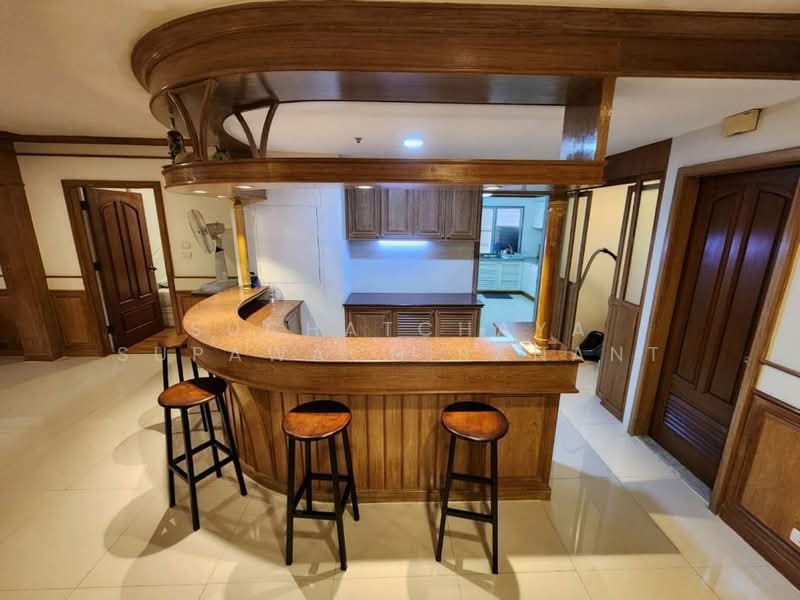 Las Colinas, Bangkok, Sukhumvit 21 Road, Khlongtoei Nua, Watthana, Bangkok, 2 Bedrooms, 186 sqm, Condo For Rent, by Suchatchaya Supawachiranant, 500294208 - DDproperty.com