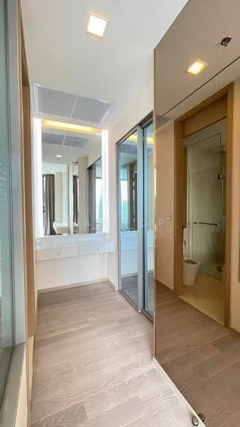 The Esse Asoke, Bangkok, 333 Soi Sukhumvit 21, Sukhumvit Road, Khlongtoei Nua, Watthana, Bangkok, 1 Bedroom, 53 sqm, Condo For Rent, by Sannop Phongpraphan, 500294216 - DDproperty.com