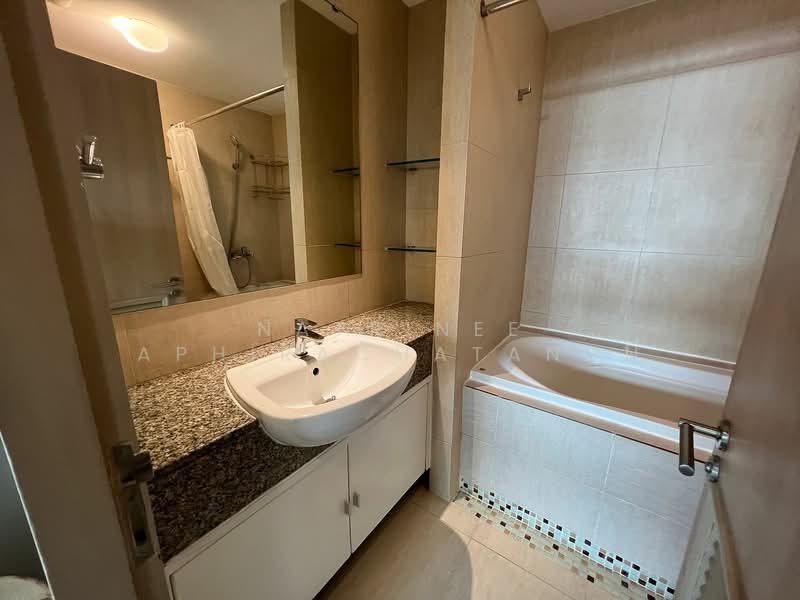 The Clover Thonglor Residence : เดอะ โคลเวอร์ ทองหล่อ เรสซิเดนซ์, กรุงเทพ, ซอยสุขุมวิท 55, คลองตันเหนือ, วัฒนา, กรุงเทพ, 36 ตร.ม., คอนโด ขาย, โดย Natrinee Aphirachatanon, 500294251 - DDproperty.com