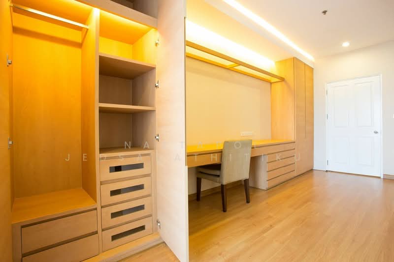 Charoenjai Place, Bangkok, 40 Soi Pridi Banomyong 31, Khlong Tan Nua, Watthana, Bangkok, 4 Bedrooms, 332 sqm, Apartment For Rent, by Nattapol Jedsadathitikul, 500294258 - DDproperty.com