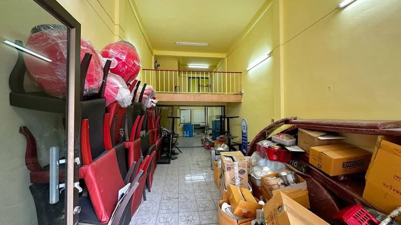 For Sale - Shophouse in Sathorn, near BTS Surasak station, Soi Chan 18/7, close to the main road, prime locatio, Bangkok