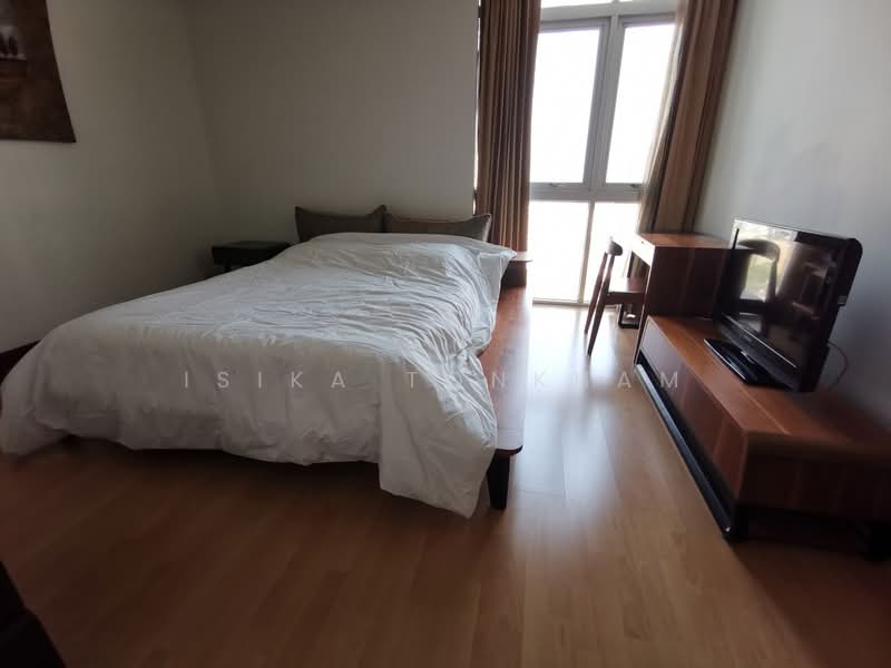 Nusasiri Grand, Bangkok, Soi Sukhumvit 42, Phra Kanong, Khlong Toei, Bangkok, 3 Bedrooms, 136 sqm, Condo For Rent, by Isika Tonkham, 500294334 - DDproperty.com
