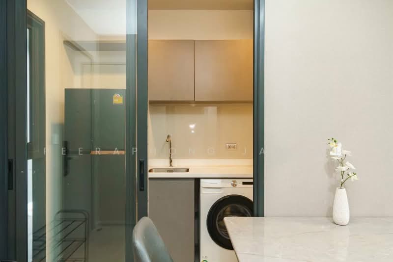 Life Asoke Hype, Bangkok, 339 Chaturathit Rd, Makkasan, Ratchathewi, Bangkok, 2 Bedrooms, 62 sqm, Condo For Rent, by Peeraphong Jamsai, 500294358 - DDproperty.com