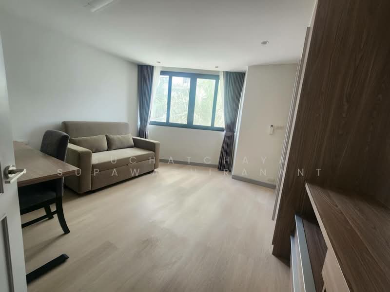 President Park Sukhumvit 24, Bangkok, 99 Sukhumvit 24 Alley, Khlongtoei Nua, Watthana, Bangkok, 3 Bedrooms, 260 sqm, Condo For Rent, by Suchatchaya Supawachiranant, 500294379 - DDproperty.com
