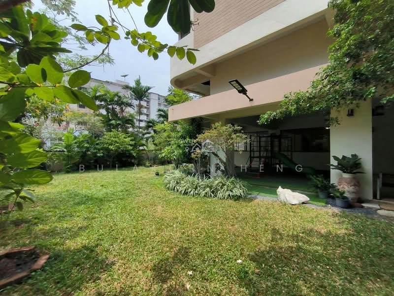 Tongtip Mansion, Bangkok, Soi Sukhumvit 47, Khlong Tan Nua, Watthana, Bangkok, 3 Bedrooms, 250 sqm, Condo For Rent, by Bulakorn Heng, 500294380 - DDproperty.com