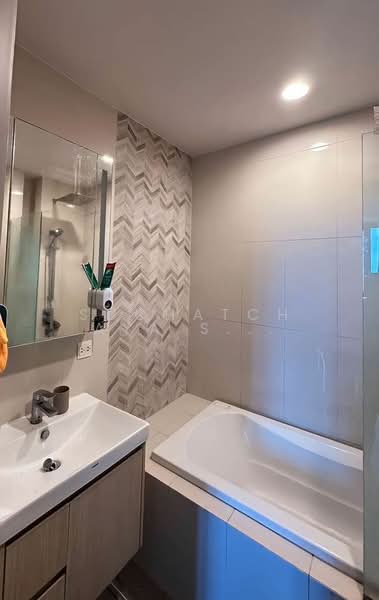 Oka Haus Sukhumvit 36, Bangkok, 3399 Rama 4 Road, Khong Tan, Khlong Toei, Bangkok, 1 Bedroom, 34 sqm, Condo For Rent, by Suchatchaya Supawachiranant, 500294393 - DDproperty.com