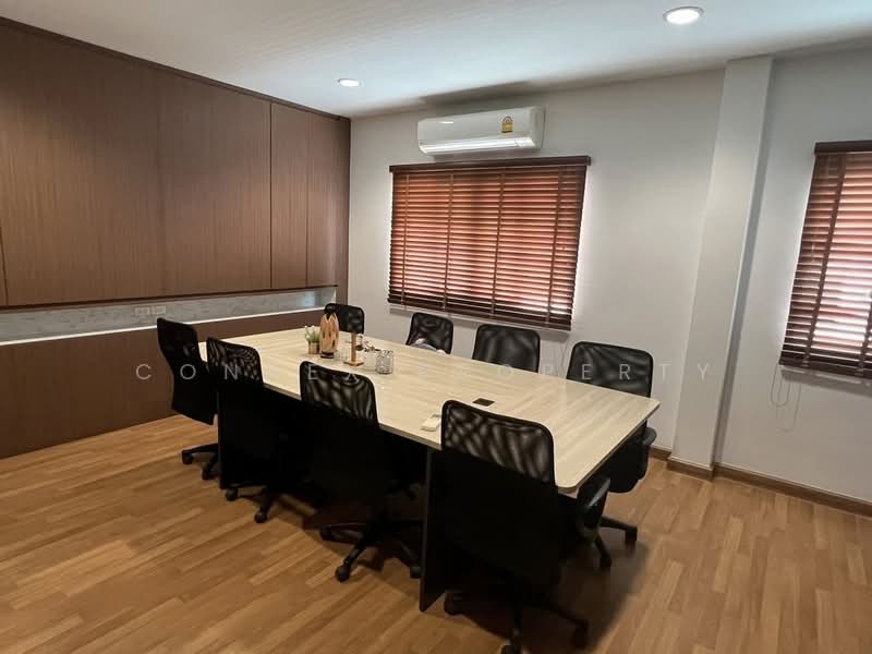Chuanchuen Modus Chaengwattana, Nonthaburi, Moo 9, Soi 9, Pak Kret Bypass Road, Bang Phut, Pak Kret, Nonthaburi, 6 Bedrooms, 500 sqm, Single Detached House For Rent, by Connex Property, 500294413 - DDproperty.com