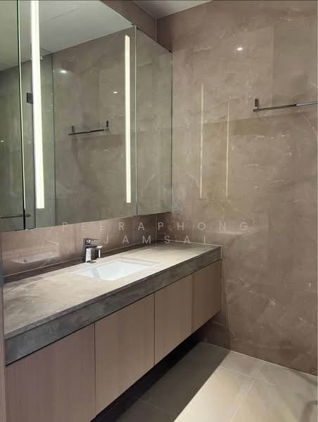 Magnolias Waterfront Residences, Bangkok, 259 Charoen Nakhon Road, Khlong Ton Sai, Khlong San, Bangkok, 1 Bedroom, 61 sqm, Condo For Rent, by Peeraphong Jamsai, 500294419 - DDproperty.com