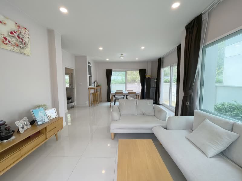 Centro Phahol-Vibhavadi 2 : เซนโทร พหลฯ-วิภาวดี 2, ปทุมธานี, Klong 1 Khlong Luang, คลองหนึ่ง, คลองหลวง, ปทุมธานี, 190 ตร.ม., บ้านเดี่ยว ขาย, โดย ณภัทร สานนท์กุล, 500294456 - DDproperty.com