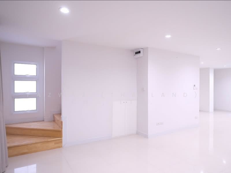 ให้เช่า - โฮมออฟฟิศใหม่ รัชโยธิน ใกล้ BTS และ SCB HQ ที่จอดรถเยอะ ทำเลธุรกิจศักยภาพ, กรุงเทพ