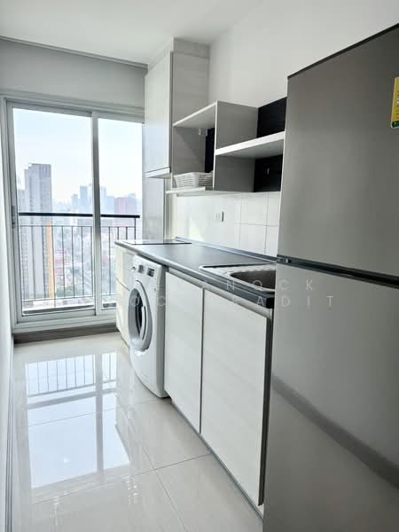 Life Ratchadapisek, Bangkok, 279 Ratchadapisaek Road, Huai Khwang, Huai Khwang, Bangkok, 1 Bedroom, 39 sqm, Condo For Sale, by Kornkanock Kanockpradit, 500294473 - DDproperty.com