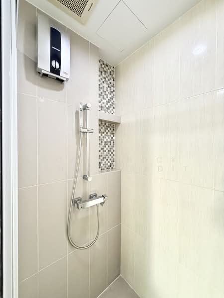 Life Ratchadapisek, Bangkok, 279 Ratchadapisaek Road, Huai Khwang, Huai Khwang, Bangkok, 1 Bedroom, 39 sqm, Condo For Sale, by Kornkanock Kanockpradit, 500294473 - DDproperty.com