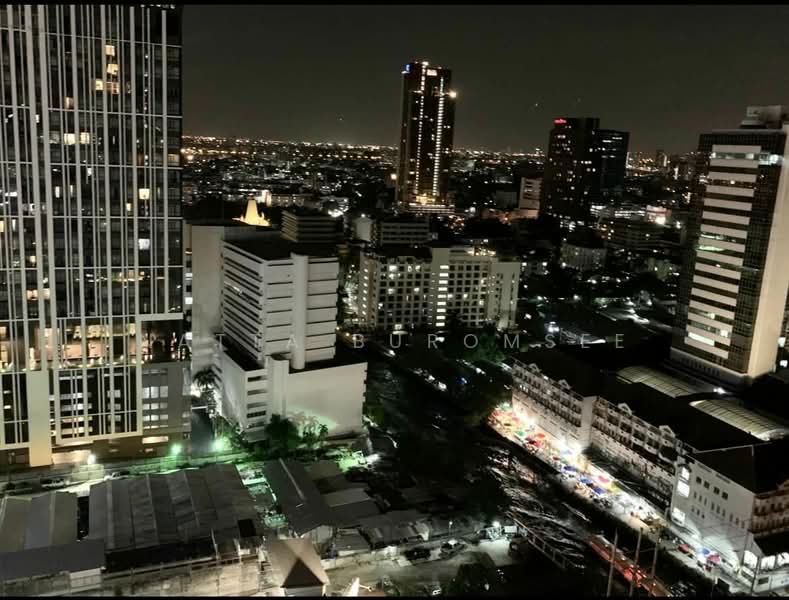 Thru Thonglor, Bangkok, Petchaburi Road, Bang Kapi, Huai Khwang, Bangkok, 2 Bedrooms, 62 sqm, Condo For Rent, by Natta Buromsee, 500294568 - DDproperty.com
