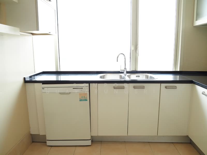 Hampton Thonglor 10, Bangkok, 324 Soi Thonglor 10, Sukhumvit Road, Khlong Tan Nua, Watthana, Bangkok, 4 Bedrooms, 232 sqm, Condo For Rent, by Sompob Buaparungsri, 500294586 - DDproperty.com