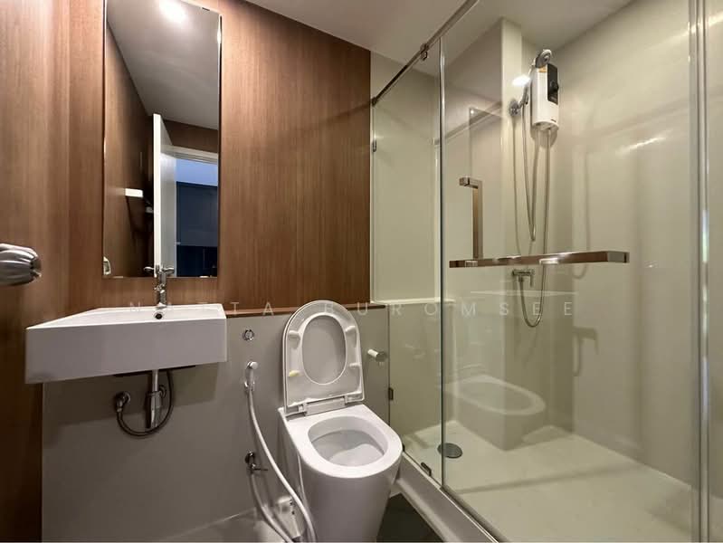 Blossom Condo @ Sathorn-Charoenrat, Bangkok, Charoen Rat Road, Thung Wat Don, Sathon, Bangkok, 2 Bedrooms, 62 sqm, Condo For Rent, by Natta Buromsee, 500294604 - DDproperty.com