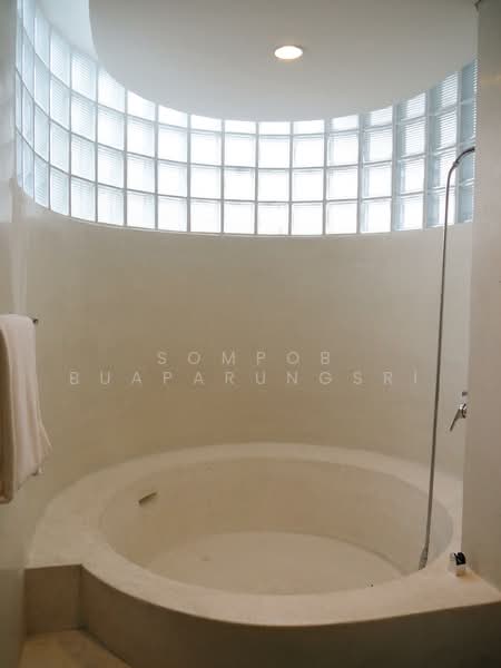 Shama Ekamai Bangkok, Bangkok, Ekamai Soi 8, Sukhumvit 63 Road, Phra Kanong Nua, Watthana, Bangkok, 4 Bedrooms, 290 sqm, Condo For Rent, by Sompob Buaparungsri, 500294623 - DDproperty.com