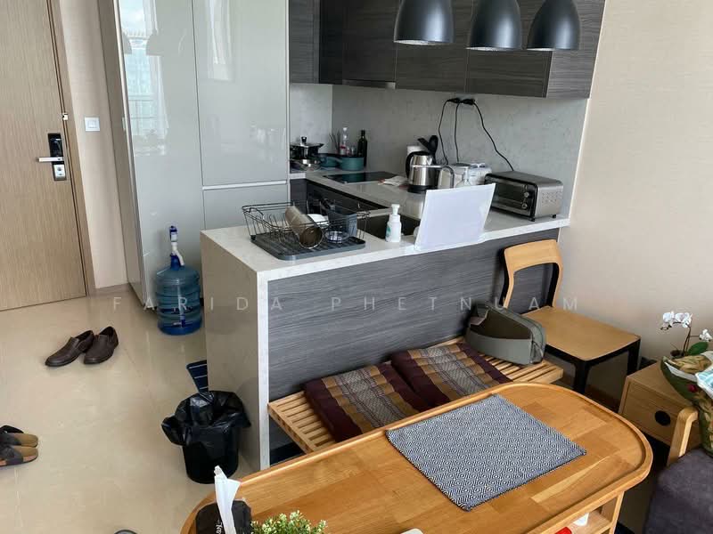 The Esse Asoke, Bangkok, 333 Soi Sukhumvit 21, Sukhumvit Road, Khlongtoei Nua, Watthana, Bangkok, 1 Bedroom, 44 sqm, Condo For Rent, by Farida Phetnuam, 500294644 - DDproperty.com