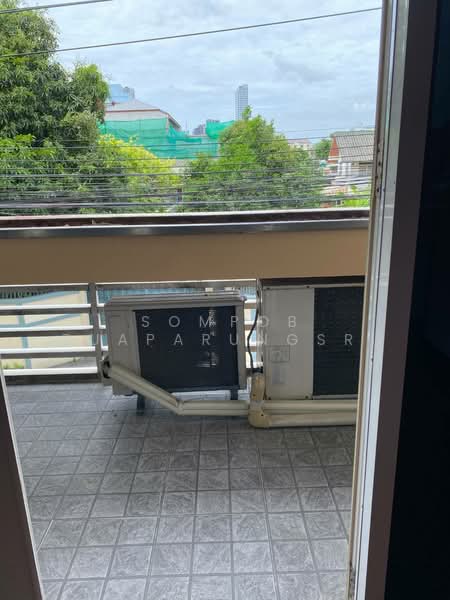 Fragrant 71, Bangkok, 19 Pridi Banomyong 14 Alley, Phra Kanong Nua, Watthana, Bangkok, 3 Bedrooms, 122 sqm, Condo For Rent, by Sompob Buaparungsri, 500294664 - DDproperty.com