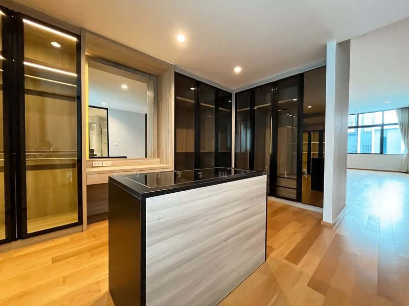 Nirvana Define Srinakarin-Rama 9, Bangkok, Srinakarin - Rom Klao Road, Saphan Sung, Bangkok, 3 Bedrooms, 285 sqm, Townhouse For Rent, by คุณรวีวรรณ อู่เงิน, 500294685 - DDproperty.com