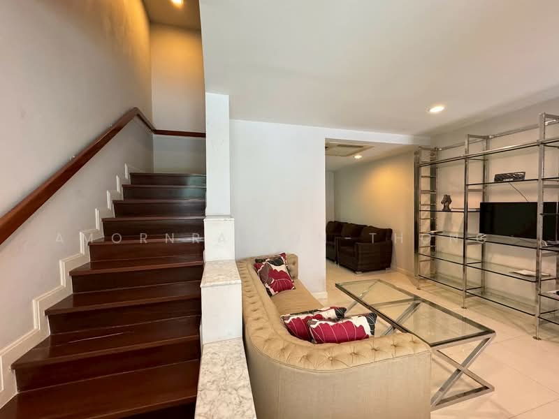 Townhouse, Bangkok, Khlongtoei Nua, Watthana, Bangkok, 3 Bedrooms, 200 sqm, Townhouse For Rent, by Amornrat On-Thong, 500294702 - DDproperty.com
