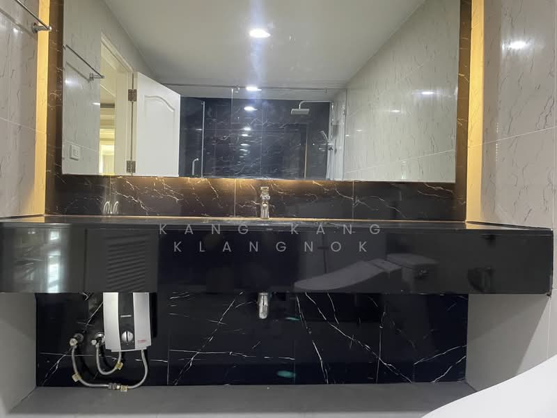 State Tower : อาคารสเตททาวเวอร์, กรุงเทพ, 1055 ถนนสีลม, สีลม, บางรัก, กรุงเทพ, 68 ตร.ม., คอนโด ให้เช่า, โดย Kang-Kang Klangnok, 500294810 - DDproperty.com