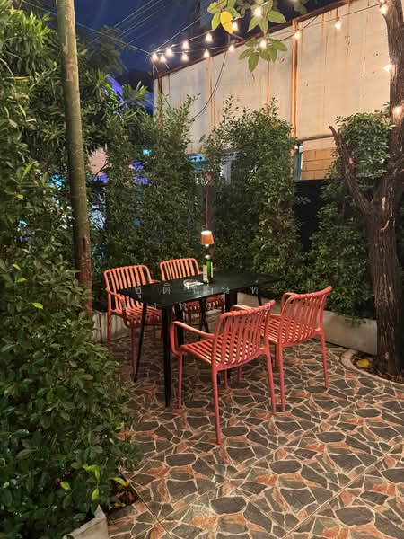 For Rent: Bar and Restaurant in Nana 5 Minutes from BTS, Bangkok, Khlong Tan Nua, Watthana, Bangkok, , 84 sqm, Retail Space For Rent, by Chutinun Mungmai, 500294828 - DDproperty.com