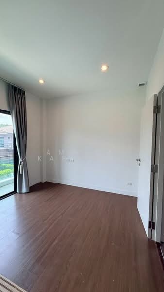 Saransiri Srivaree, Samut Prakan, 343 Rural Road, Srisa Chorakhe Noi, Bang Sao Thong, Samut Prakan, 4 Bedrooms, 240 sqm, Single Detached House For Rent, by Amwika Karoonsombat, 500294910 - DDproperty.com