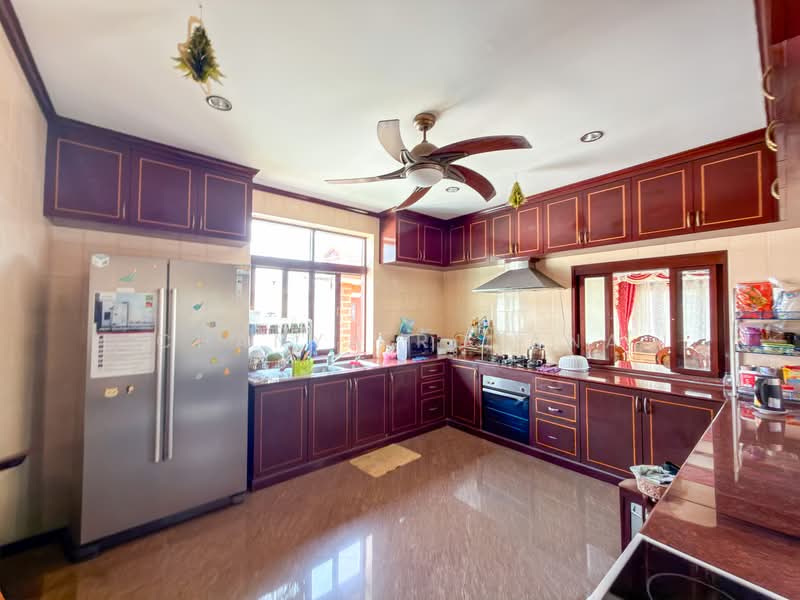 Pool Villa with Long Swimming Pool and Private Garden – Nong Pla Lai Pattaya, Chon Buri (Pattaya), Nong Pla Lai, Bang Lamung (Pattaya), Chon Buri (Pattaya), 5 Bedrooms, 252 sqm, Villa For Sale, by Chanya Rojana, 500294972 - DDproperty.com