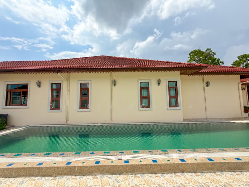 Pool Villa with Long Swimming Pool and Private Garden – Nong Pla Lai Pattaya, ชลบุรี, หนองปลาไหล, บางละมุง, ชลบุรี, 252 ตร.ม., วิลล่า ขาย, โดย Chanya Rojana, 500294972 - DDproperty.com