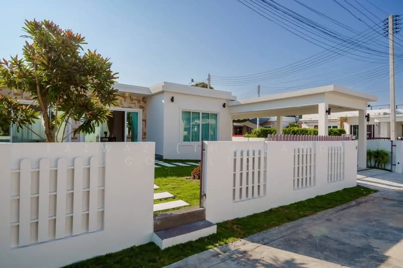 บ้านเดี่ยวหัวหิน 3 ห้องนอน บรรยากาศรีสอร์ท เงียบสงบ พร้อมอยู่ สำหรับพักผ่อนระยะยาว, ประจวบคีรีขันธ์, หัวหิน, หัวหิน, ประจวบคีรีขันธ์, 115 ตร.ม., บ้านเดี่ยว ให้เช่า, โดย Fazwaz (Thailand) Co., Ltd., 500295012 - DDproperty.com