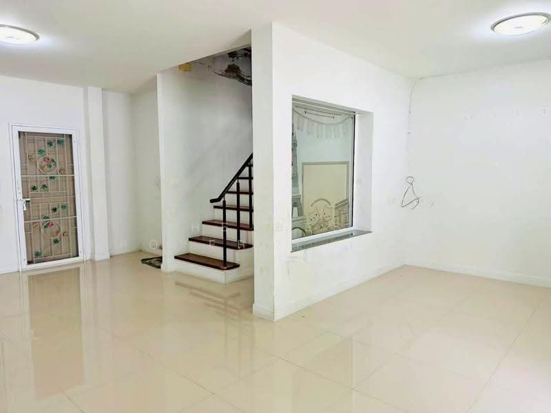 Novo Ville Krungthep-Pathumthani, Pathum Thani, Itsaraphap Road, Bang Dua, Muang Pathum Thani, Pathum Thani, 3 Bedrooms, 100 sqm, Townhouse For Sale, by The Best Property เนทส์, 500295057 - DDproperty.com