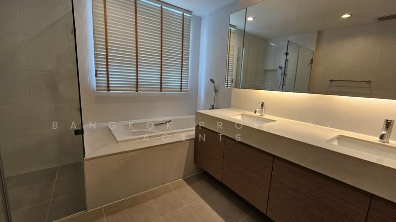 31 Residence, Bangkok, Soi Sukhumvit 31, Khlong Tan Nua, Watthana, Bangkok, 2 Bedrooms, 241 sqm, Condo For Rent, by BANGKOK PROPERTY AGENTS, 500295076 - DDproperty.com