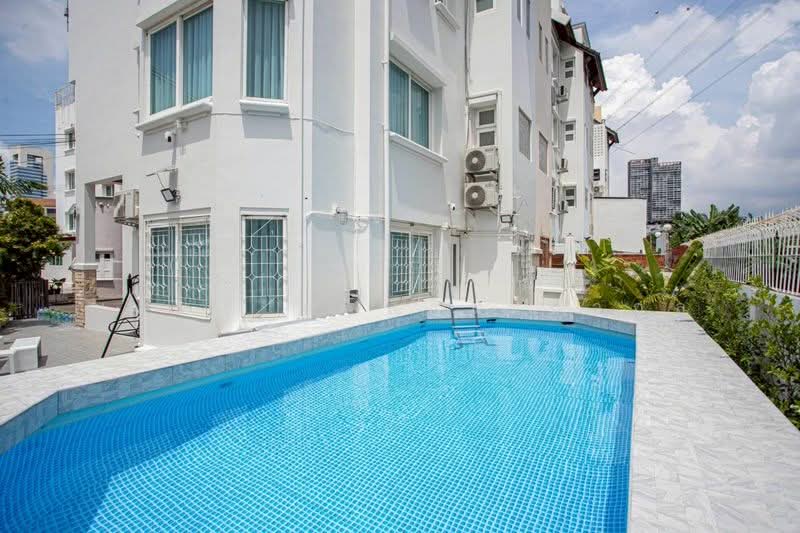 ให้เช่าทาวน์โฮม 4.5ชั้น Tropical Pool Villa หรู รัชดา–ห้วยขวาง ใกล้ MRT/BTS จตุจักร กรุงเทพฯ, Bangkok, Jom Phon, Chatuchak, Bangkok, 5 Bedrooms, 350 sqm, Townhouse For Rent, by ณภัทร พรสิริเมธากุล, 500295085 - DDproperty.com