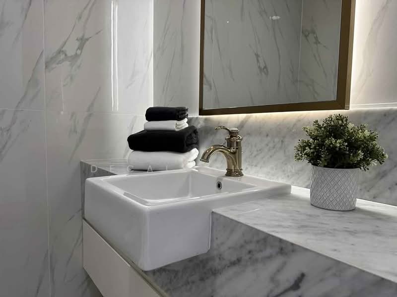 Noble BE33, Bangkok, 19 Soi Sukhumvit 33, Khlong Tan Nua, Watthana, Bangkok, 3 Bedrooms, 135 sqm, Condo For Rent, by Decalf Simon, 500295101 - DDproperty.com