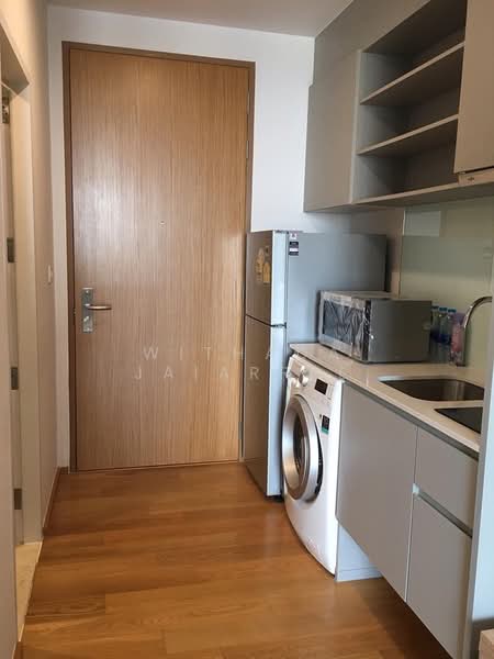 Noble Revo Silom, Bangkok, 88 Soi Surasak Surasak Road, Silom, Bang Rak, Bangkok, 1 Bedroom, 34 sqm, Condo For Rent, by Withada Jaiarree, 500295106 - DDproperty.com