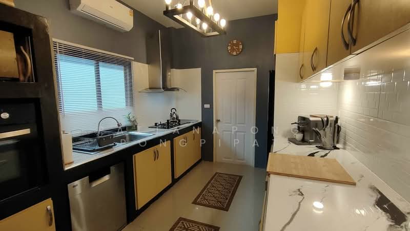 3-BR House, Chon Buri (Pattaya), Poong, Bang Lamung (Pattaya), Chon Buri (Pattaya), 3 Bedrooms, 150 sqm, Single Detached House For Sale, by Pattanapong Pongpipat, 500295131 - DDproperty.com