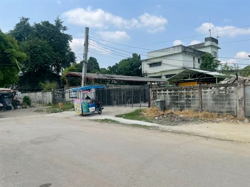 บ้านเดี่ยว 2 ชั้น + ตึกสำนักงาน 487 ตร.ว. ใกล้การไฟฟ้านครหลวง ซอยนวลจันทร์16, กรุงเทพ, ถนนนวลจันทร์, คลองกุ่ม, บึงกุ่ม, กรุงเทพ, 1,000 ตร.ม., สำนักงาน ขาย, โดย คุณ สุภัตรา พลอยแดง (แพร), 500295252 - DDproperty.com