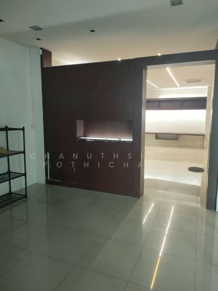 ขายทาวน์โฮม 3 ชั้น ซอยบางแวก 94, Bangkok, บางแวก94, Bang Wa, Phasi Charoen, Bangkok, , 450 sqm, Office Space For Sale, by Chanuthsinin Pothichaya, 500295275 - DDproperty.com