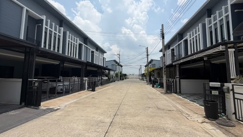 ขาย - The Ricco Residence Wongwaen-Hathairat : เดอะริคโค้ เรสซิเดนซ์ วงแหวนฯ-หทัยราษฎร์, กรุงเทพ