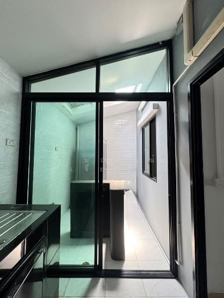 ขาย - The Ricco Residence Wongwaen-Hathairat : เดอะริคโค้ เรสซิเดนซ์ วงแหวนฯ-หทัยราษฎร์, กรุงเทพ