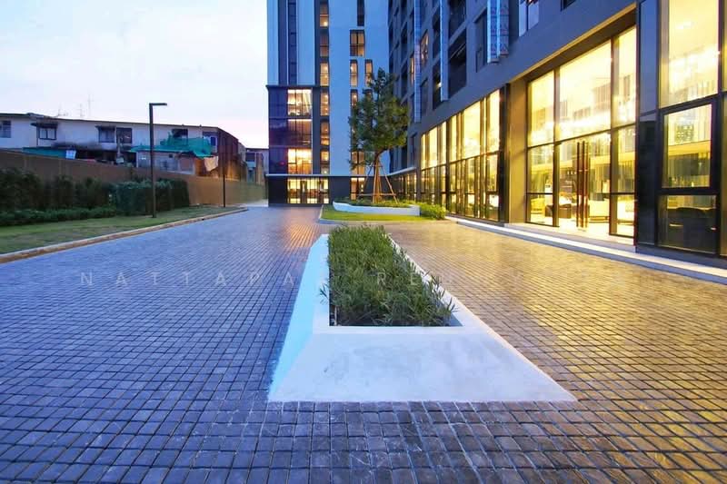The Privacy Thaphra Interchange, Bangkok, 11 Soi Charan Sanitwong 1, Wat Tha Pra, Bangkok Yai, Bangkok, 2 Bedrooms, 60 sqm, Condo For Sale, by Nattapat Reunyota, 500295295 - DDproperty.com